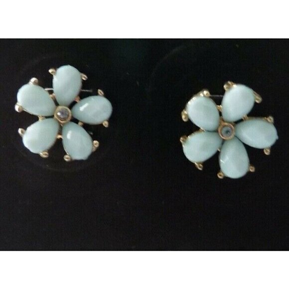 Vintage Style Light Blue Faceted Milk Glass Flower Stud Earring W/ Blue Crystal - Picture 1 of 2